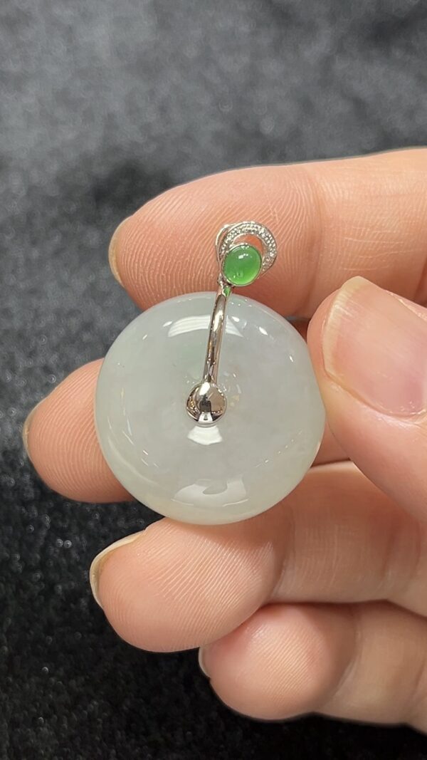 翡翠特厚平安扣吊墜｜18K白金鑲嵌設計 商品編號#283 - Image 2
