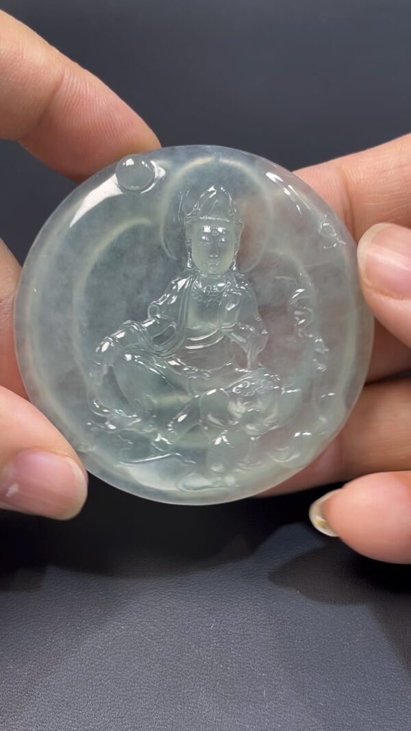 翡翠觀音｜ 高品質天然翡翠 × 盤腿而坐造型｜玉器莊嚴靈氣精品推薦 編號#499
