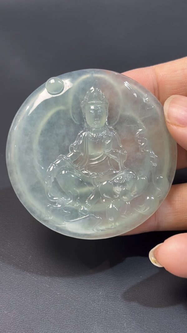 翡翠觀音｜ 高品質天然翡翠 × 盤腿而坐造型｜玉器莊嚴靈氣精品推薦 編號#499 - Image 2