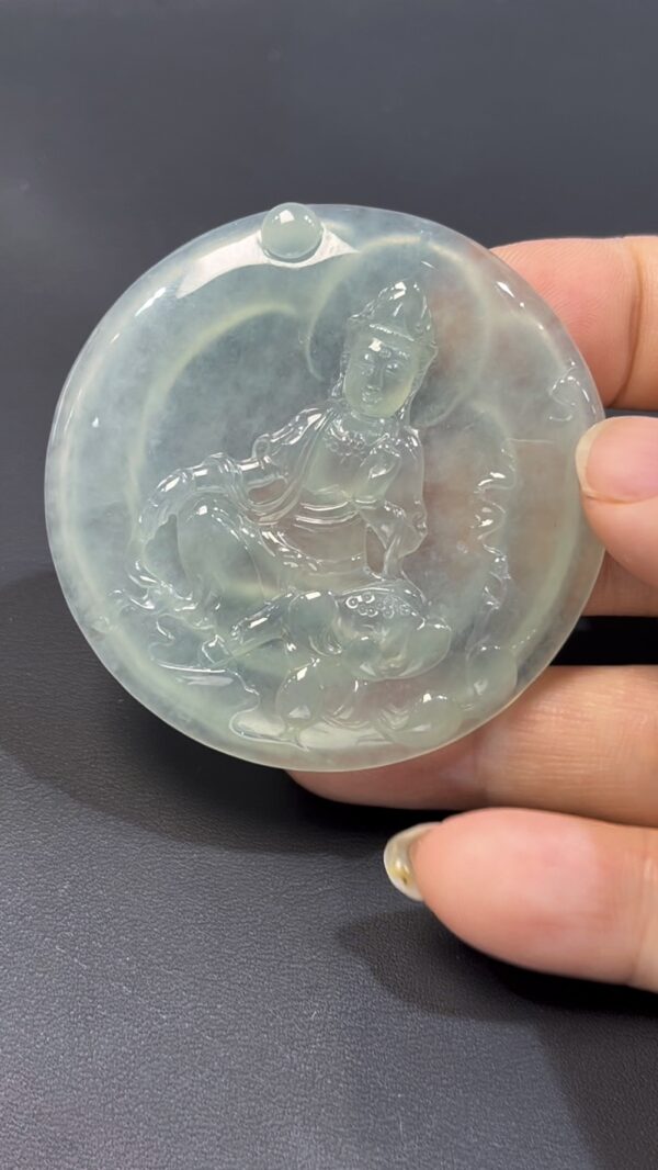 翡翠觀音｜ 高品質天然翡翠 × 盤腿而坐造型｜玉器莊嚴靈氣精品推薦 編號#499 - Image 5