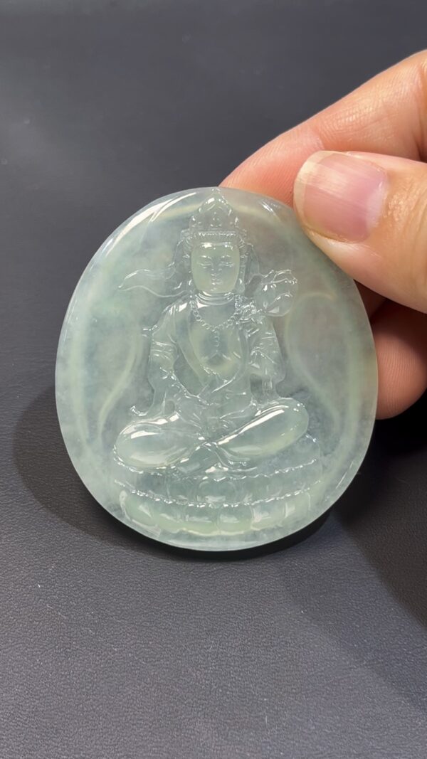 翡翠觀音｜高品質天然翡翠 × 盤腿蓮花台 × 手持蓮花｜玉器靈氣守護 編號#500 - Image 9