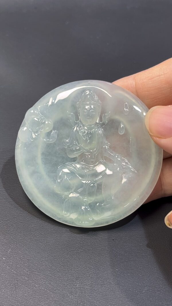 翡翠觀音｜ 高品質天然翡翠 × 甘露灑落 ｜玉器靈性守護  編號#501 - Image 4