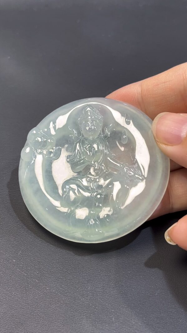 翡翠觀音｜ 高品質天然翡翠 × 甘露灑落 ｜玉器靈性守護  編號#501 - Image 5