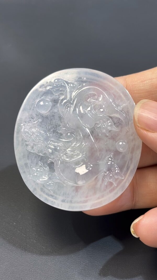 翡翠龍牌｜高品質天然翡翠 × 龍形雕刻 × 草書「騰飛」寓意吉祥玉器 #504 - Image 9
