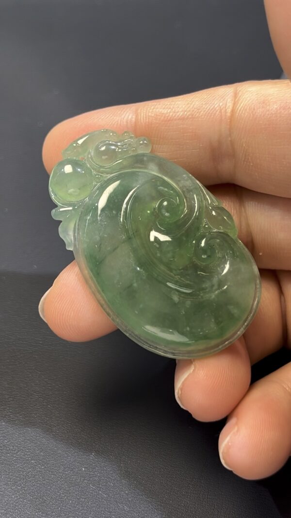 編號#510 老坑種油綠翡翠如意｜質感生活 × 吉祥寓意 × 精品玉器推薦 - Image 8