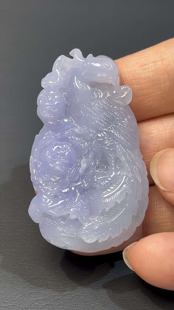 編號#547 翡翠鳳凰 紫色翡翠 · 全人手雕刻 · 完美佳品