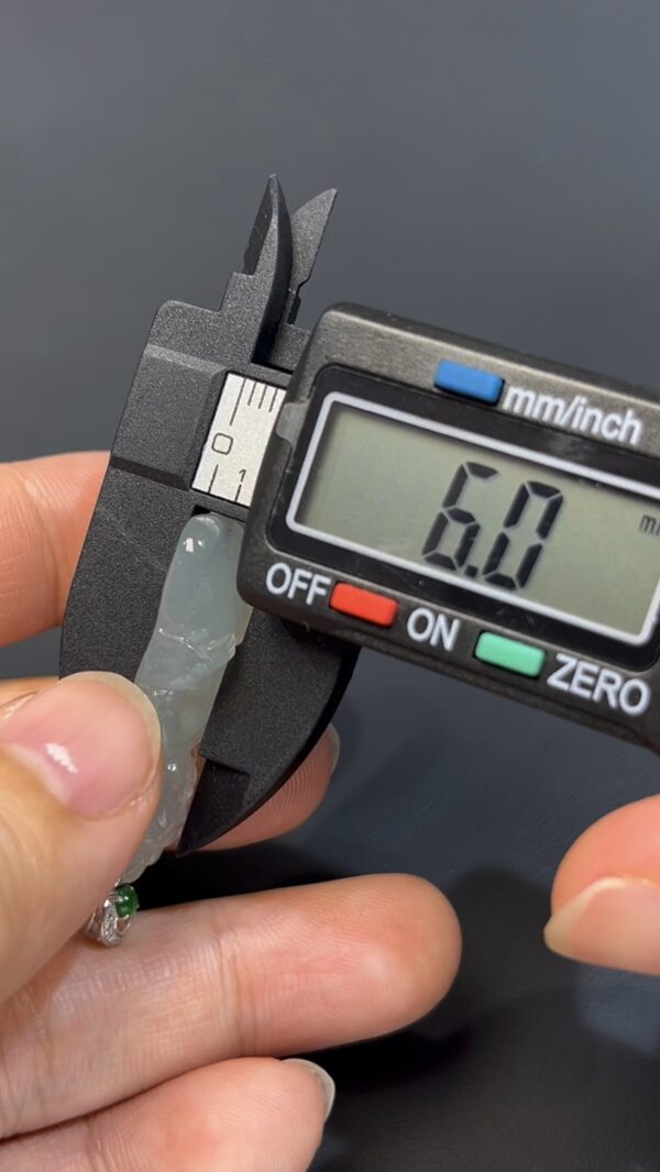 翡翠觀音吊墜 · 編號#570 · 寶寶觀音設計 × 18K白金扣 · 守護平安 × 溫潤慈悲 × 精品玉佩 - Image 6