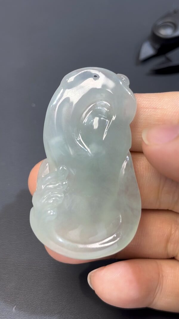翡翠觀音立水蓮花吊墜 · 編號#574 · 高質玉料 × 清淨自在 × 蓮花福慧 · 精緻玉雕 × 靈性守護 - Image 5