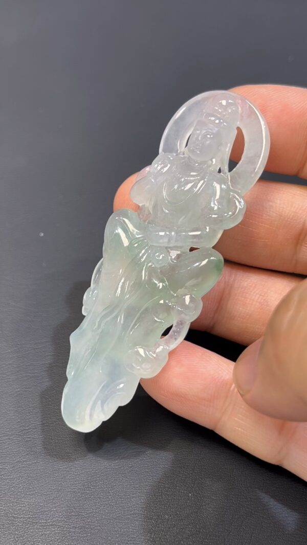 鏤空翡翠觀音吊墜 · 編號#575 · 高質玉料 × 精緻鏤空 × 靈性雕刻 · 特色玉雕 × 收藏推薦 - Image 2