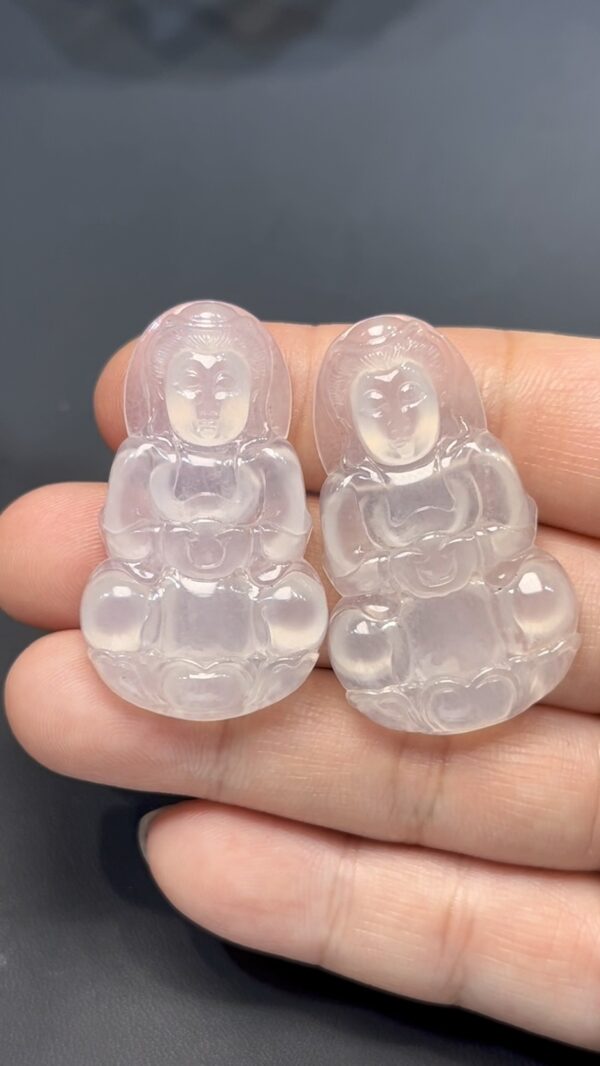 冰透高品質翡翠觀音一對｜同料雕刻 × 靈性守護 × 收藏精品｜編號 #575 - Image 3