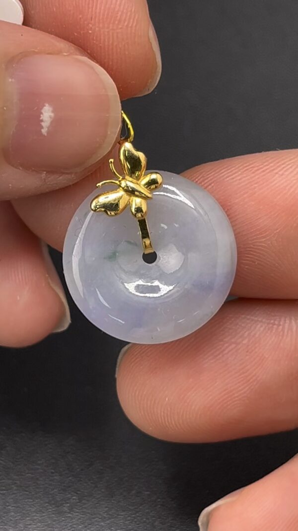 翡翠平安扣 × 18K黃金蝴蝶扣｜蛻變寓意的高雅吊墜 #606 - Image 2
