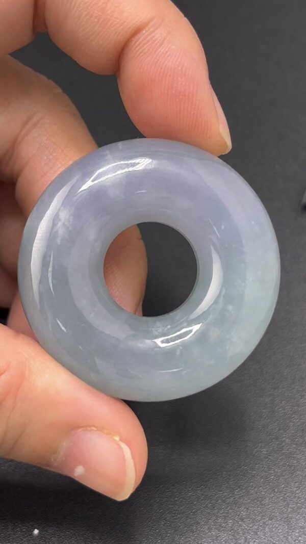 天然紫羅蘭翡翠材質，色澤高雅，質地細膩，象徵尊貴與靈性 編號#624 - Image 8