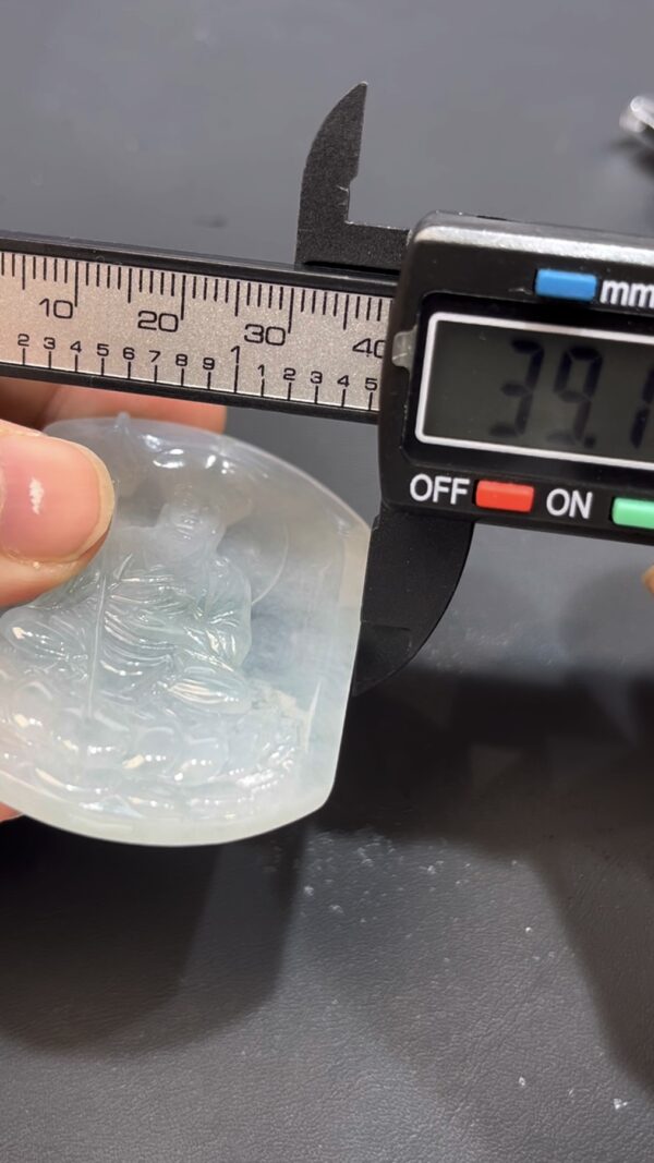 翡翠地藏菩薩吊墜 天然A貨玉雕 質地細膩 雕工精緻 佛教珠寶推薦 編號#634 - Image 6