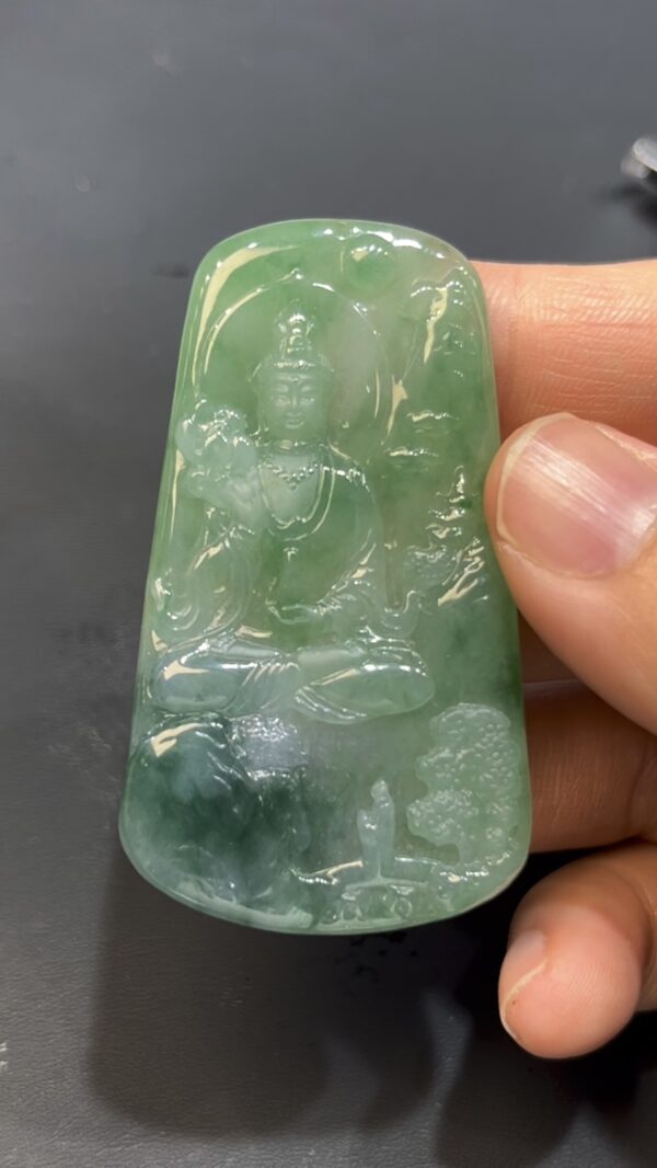 翡翠觀音山水吊墜  背景山水人物 雕工精緻 高級佛教珠寶推薦 編號#636 - Image 2
