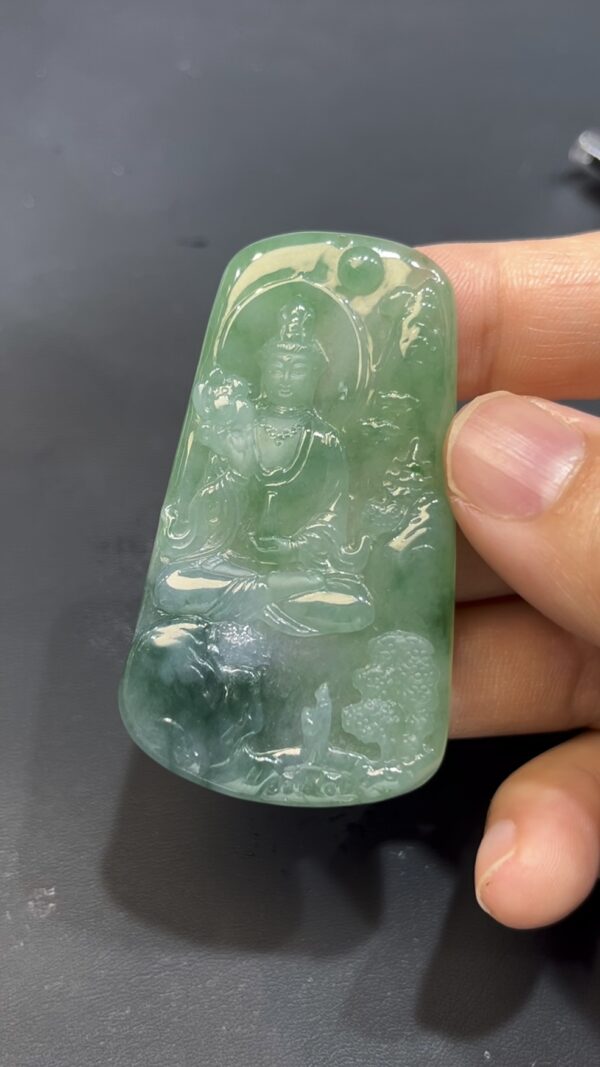 翡翠觀音山水吊墜  背景山水人物 雕工精緻 高級佛教珠寶推薦 編號#636 - Image 4