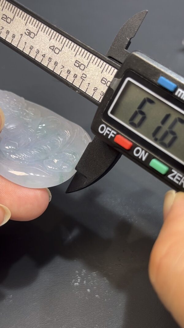 翡翠虛空藏菩薩吊墜 天然A貨玉雕 質地細膩 雕工精緻 佛教守護神  編號#637 - Image 7