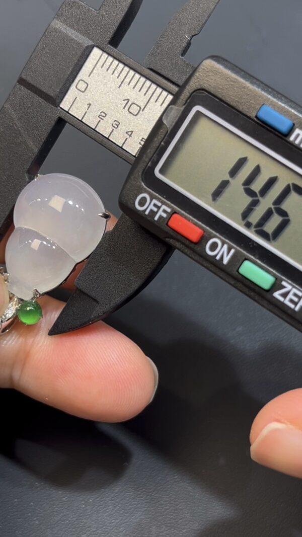 冰白翡翠葫蘆吊墜 18K白金枝葉設計 福祿寓意 天然玉石 收藏首選 編號#644 - Image 6
