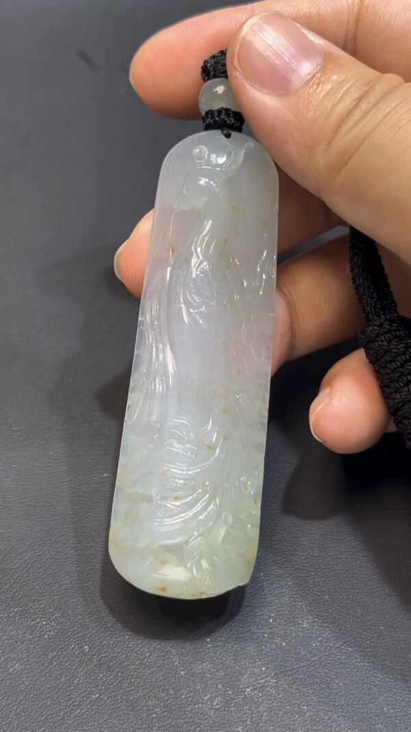 翡翠鳳凰吊墜 編號#654｜站立造型 尾部下垂｜灑金紋理 天然玉料 收藏首選 - Image 5