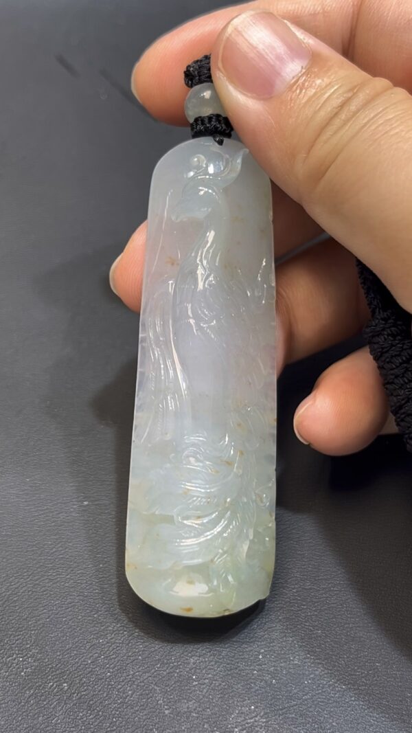 翡翠鳳凰吊墜 編號#654｜站立造型 尾部下垂｜灑金紋理 天然玉料 收藏首選 - Image 6