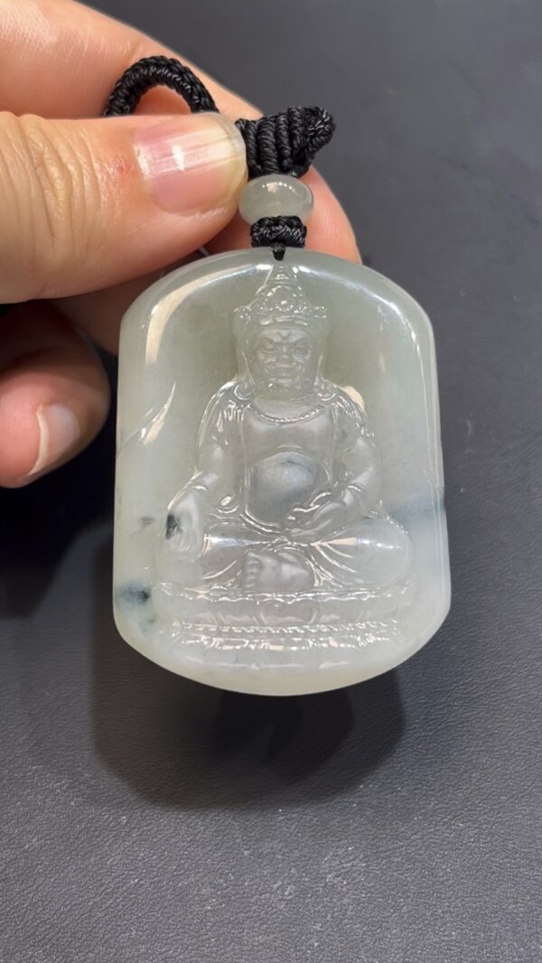 翡翠黃財神吊墜 編號#662 厚裝雕刻 正裝神態 招財守護 收藏首選