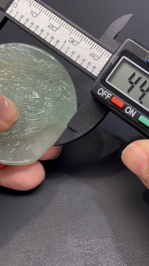 翡翠下山虎吊墜 編號#673｜厚裝雕刻 氣場十足｜天然玉料 收藏首選 - Image 8