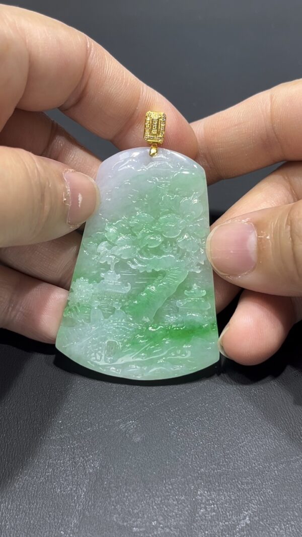 翡翠山水牌｜老坑種白底青質地｜18K金扣藝術精品收藏推薦 編號#706 - Image 3