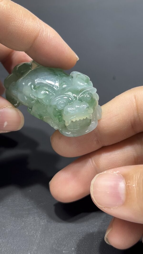 翡翠貔貅｜飄綠花老坑種 × 飽滿厚實造型｜招財辟邪翡翠吊墜推薦 #707 - Image 9