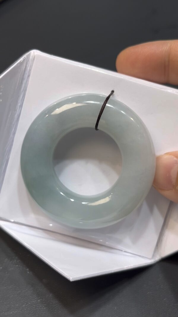 翡翠平安環吊墜｜淺紫色玉料 × 大件厚實 × 男士佩戴首選｜性價比翡翠推薦 #729 - Image 6