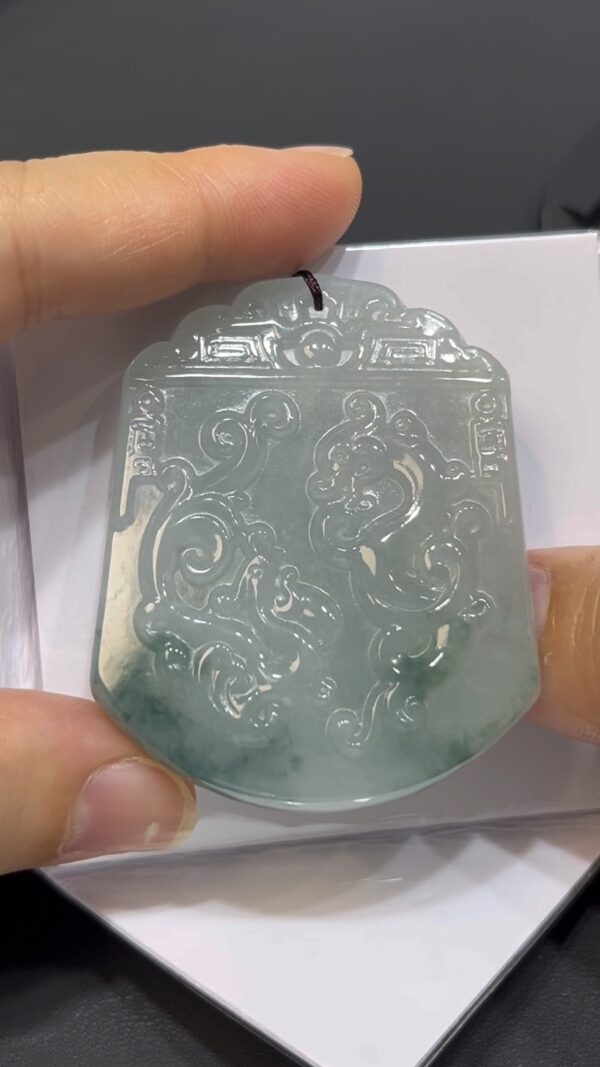 翡翠仿古龍鳳牌｜ 淡藍綠花點綴 × 好水頭玉料 × 性價比之選｜典雅翡翠推薦 #732 - Image 8