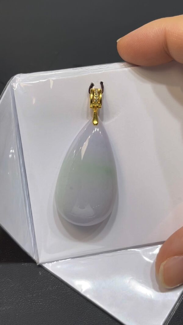 翡翠水滴吊墜｜紫綠幻變色 × 女士小精品 × 925銀扣設計 × 性價比之選｜典雅翡翠推薦 #735 - Image 5