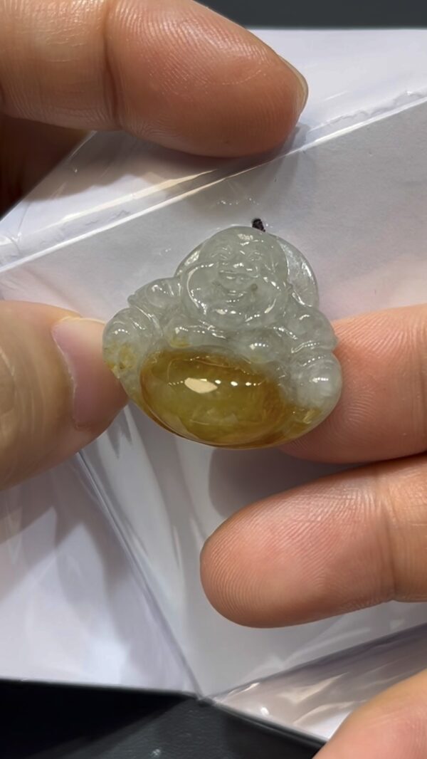 翡翠佛公吊墜｜黃翡肚子點綴 × 女士小巧精品 × 福氣滿滿 × 性價比之選｜吉祥翡翠推薦 #736 - Image 4