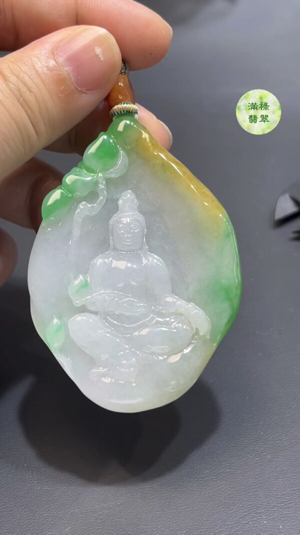 雙彩翡翠觀音吊墜 編號#770｜一抹綠 × 一抹黃 × 冰潤玉質｜靈性守護 限量推薦 - Image 3