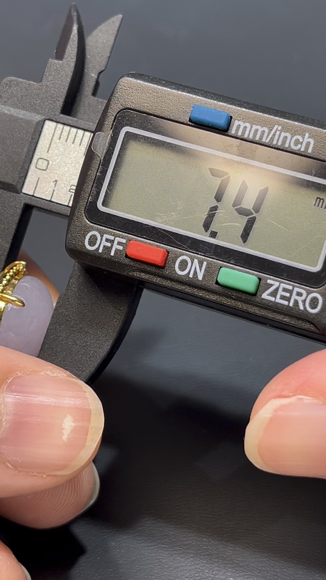 翡翠葫蘆吊墜|淺紫翡翠 × 18K黃金包鑲 × 福祿雙全 × 高雅小精品推薦 #810 9 翡翠葫蘆吊墜|淺紫翡翠 × 18K黃金包鑲 × 福祿雙全 × 高雅小精品推薦 #810 - Image 9