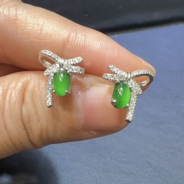 翡翠蛋面耳環｜危地馬拉翡翠 × 高色 × 蝴蝶結銀托 × 種水佳推薦 #48493